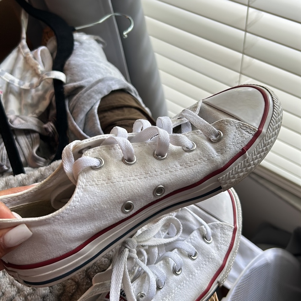 Converse - Picture 6 of 7